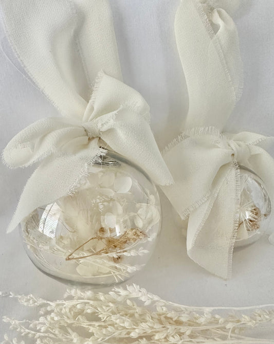 Mini Dried Floral Filled Bauble