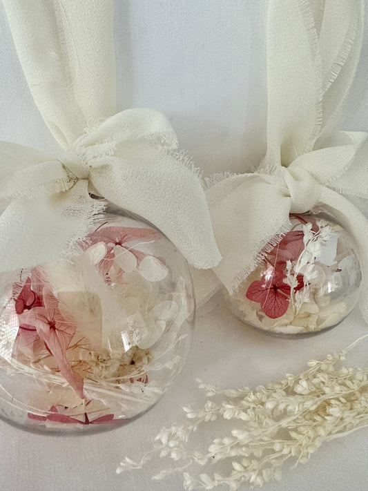 Midi Dried Floral Filled Bauble
